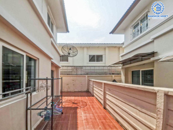 *****บ้านเดี่ยวมือสอง ม.ธารา ราชพฤกษ์-ปิ่นเกล้า บ้านสวย พร้อมอยู่ เนื้อที่ 55.8 ตร.ว. ฟังก์ชัน 3 ห้องนอน 3 ห้องน้ำ 2 ที่จอดรถ แถมฟรี !!! เครื่องปรับอากาศ 3 เครื่อง บนทำเลเชื่อมสู่ถนนกาญจนาภิเษก ใกล้รถไฟฟ้าสายสีแดง "สถานีตลิ่งชัน" และจุดขึ้นทางด่วน "ศรีรัช"รายล้อมด้วยสิ่งอำนวยความสะดวกครบครัน